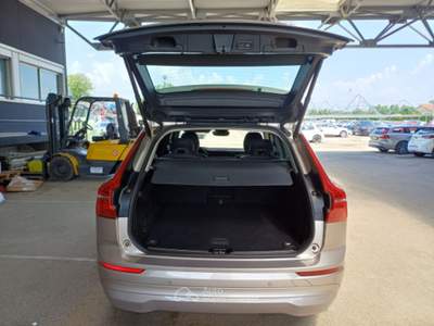 Volvo XC60 VOLVO XC60 B4 D AWD AUTOMATICO CORE SUV usata Verona