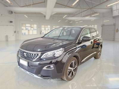 Peugeot 3008 PEUGEOT 3008 HYBRID 181 E-EAT8 ALLURE SUV usata Verona