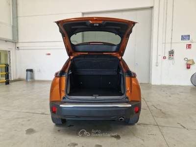 Peugeot 2008 PEUGEOT 2008 BLUEHDI 130 EAT8 ALLURE PACK S/S AUT. CROSSOVER usata Casei Gerola