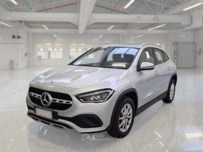 Mercedes-Benz GLA MERCEDES-BENZ CLASSE GLA GLA 200 AUTOMATIC BUSINESS EXTRA CROSSOVER usata Casei Gerola