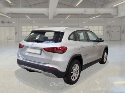 Mercedes-Benz GLA MERCEDES-BENZ CLASSE GLA GLA 200 AUTOMATIC BUSINESS EXTRA CROSSOVER usata Casei Gerola