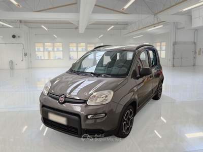 Fiat Panda FIAT PANDA 1.0 70 CV SES HYBRID CITY LIFE 5 PORTE BERLINA usata Casei Gerola Fiat Panda FIAT PANDA 1.0 70 CV SES HYBRID CITY LIFE 5 PORTE BERLINA usata Casei Gerola