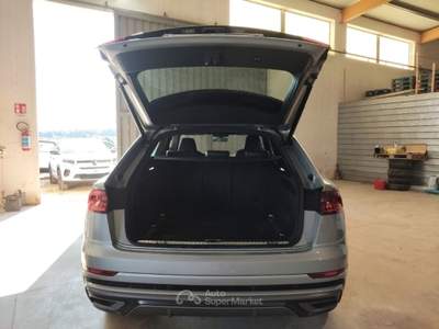 Audi Q8 AUDI Q8 50 TDI MHEV 210KW QUATTRO TIPTRONIC SPORT SUV usata Pozzuoli