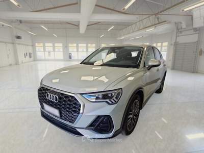 Audi Q3 AUDI Q3 SPORTBACK 45 TFSI E S TRONIC BUSINESS PLUS SUV usata Pozzuoli