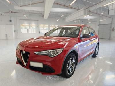 Alfa Romeo Stelvio ALFA ROMEO STELVIO 2.0 TURBO BENZINA 200 CV BUSINESS AT8 Q4 SUV usata Casei Gerola