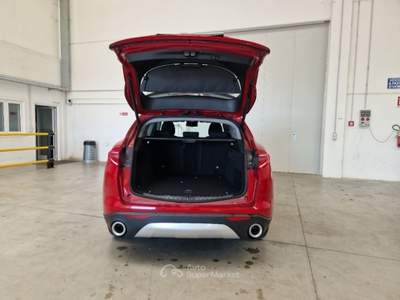 Alfa Romeo Stelvio ALFA ROMEO STELVIO 2.0 TURBO BENZINA 200 CV BUSINESS AT8 Q4 SUV usata Casei Gerola