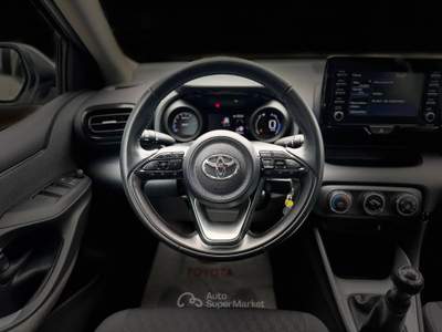 Toyota Yaris TOYOTA YARIS 1.0 VVT-I TREND Bianco usata Teramo