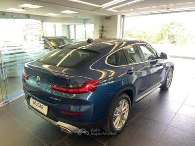 BMW X4 xDrive20d 48V Xline Blu/Azzurro usata Nola