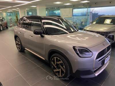 MINI Countryman D Favoured Countryman Grigio usata Nola