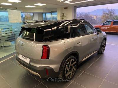 MINI Countryman D Favoured Countryman Grigio usata Nola