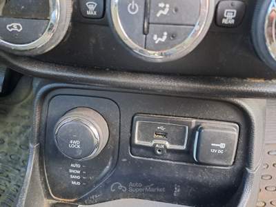 Jeep Renegade 4x4 sinistrata usata Giugliano in Campania