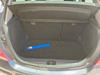 Opel Corsa OPEL CORSA 1.2 86CV usata Trinitapoli