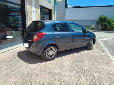 Opel Corsa OPEL CORSA 1.2 86CV usata Trinitapoli