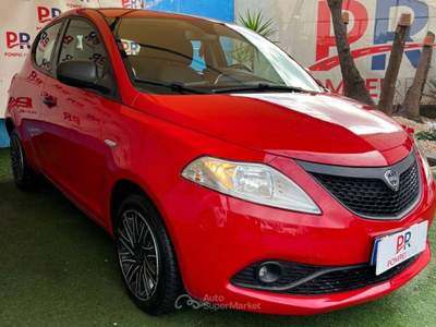 Lancia Ypsilon 1.2 Elefantino Blu ecochic Gpl 69cv my19 Rosso usata Pompei