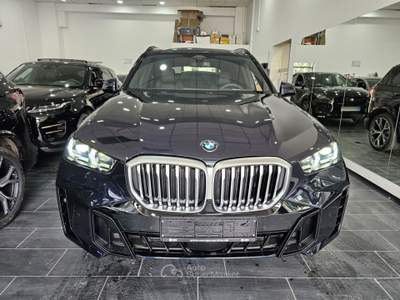 BMW X5 30d xDrive M-Sport NEW MODEL C21 Tetto Navi cam Nero usata Campi Bisenzio