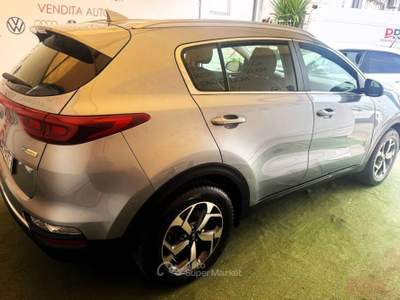 Kia Sportage 1.6 crdi mhev Business Class 2wd 136cv dct Argento usata Pompei
