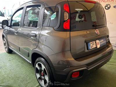 Fiat Panda 1.0 firefly hybrid City Cross s&s 70cv 5p.ti Argento usata Pompei
