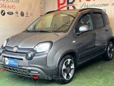 Fiat Panda 1.0 firefly hybrid City Cross s&s 70cv 5p.ti Argento usata Pompei