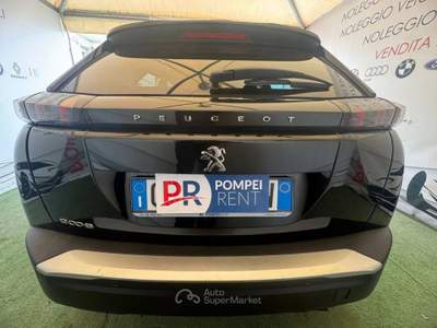 Peugeot 2008 1.2 puretech Active s&s 100cv Nero usata Pompei