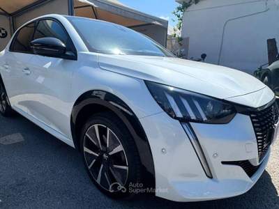 Peugeot 208 E- GT Pack 100kW Bianco usata Pompei