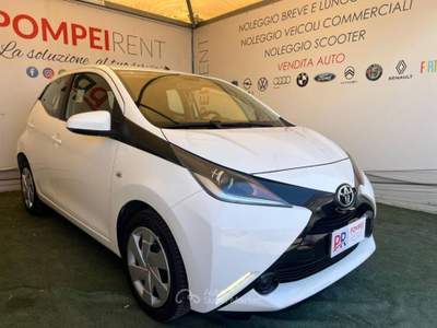 Toyota Aygo 1.0 x-wave tss 5p m-mt Bianco usata Pompei