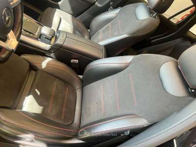 Mercedes-Benz GLA 220 d Sport 4matic auto Nero usata Pompei