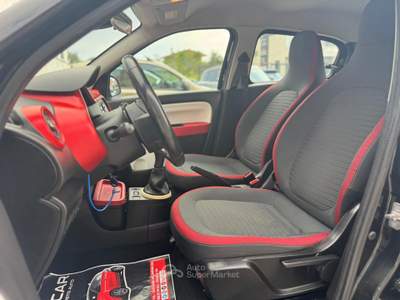 Renault Twingo Renault Twingo 1.0 SCe Live Nero usata Giugliano in Campania