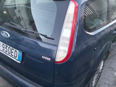 Ford Focus Unico proprietario, non fumatore, segni di usura usata Manoppello scalo