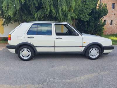 Volkswagen Golf Conservata unico proprietario Bianco usata CASALPUSTERLENGO