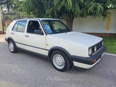 Volkswagen Golf Conservata unico proprietario Bianco usata CASALPUSTERLENGO