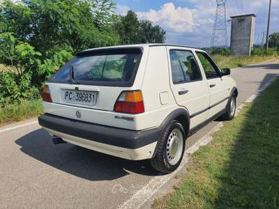 Volkswagen Golf Conservata unico proprietario Bianco usata CASALPUSTERLENGO