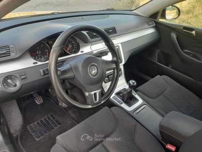 Volkswagen Passat Volksvagen passat tdi sw usata Policoro