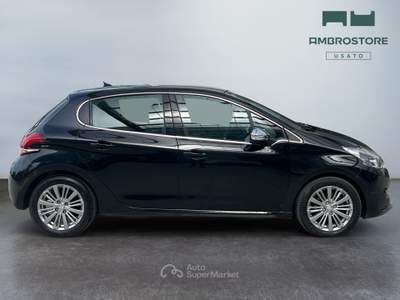Peugeot 208  - 208 5p 1.2 puretech allure s&s 82cv neopatentat Nero usata Segrate