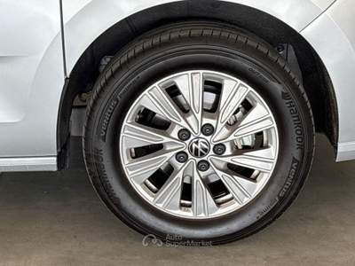 Volkswagen Multivan  space  2.0 tdi 110kw  ant. dsg Argento usata Salerno