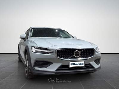 Volvo V60  cross country 2.0 b4 core awd auto Grigio usata Firenze