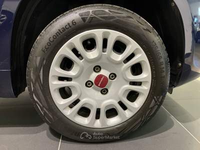 Fiat Panda Panda 1.2 EasyPower 69cv Lounge my19 Blu/Azzurro usata Como