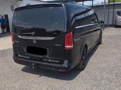 Mercedes-Benz Classe V V 300 d Automatic 4Matic Premium Ext usata Crocetta del Montello