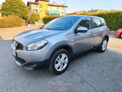 Nissan Qashqai 2,0 DCI 4X4- TEKNA- usata Brescia