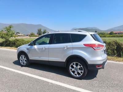 Ford Kuga 2,0 TDCI 4X4- TITANIUM-CAMBIO AUTOMATICO usata Brescia
