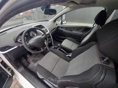 Peugeot 207 1,4 BENZINA- OK NEOPATENTATI usata Brescia