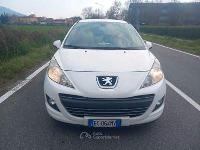 Peugeot 207 1,4 BENZINA- OK NEOPATENTATI usata Brescia