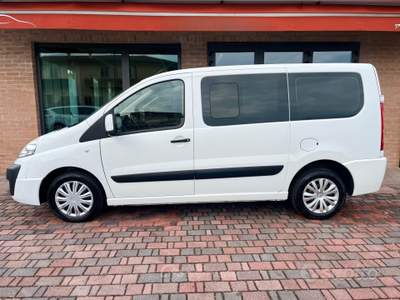 Citroen Jumpy 2.0HDI 9 posti gancio traino usata Pozzonovo