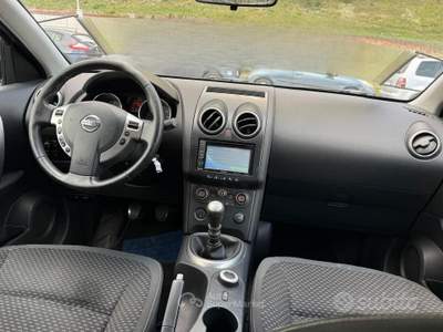 Nissan Qashqai TEKNA 4x4 usata Prevalle