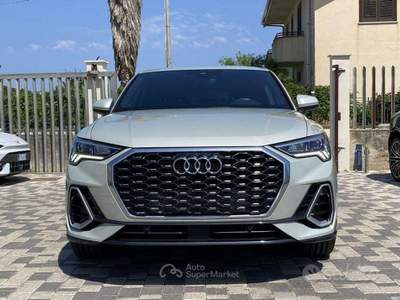 Audi Q3 SPB S line interno ed esterno 2.0 TDI... usata Partinico