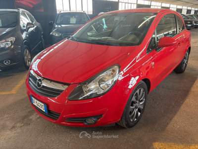 Opel Corsa 1.2 63KW 85CV 3porte Club NEOPATENTATO usata Sommacampagna