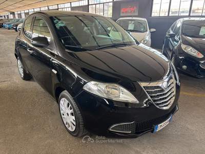 Lancia Ypsilon 1.2 69CV 5 porte S&S Platinum NEOPA usata Sommacampagna