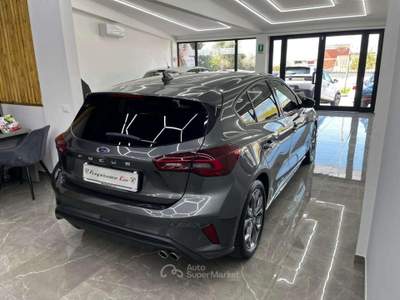 Ford Focus Focus V 1.5 ecoblue ST-Line 115cv auto Grigio usata Albano Laziale