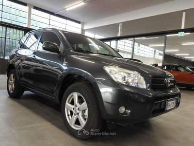 Toyota RAV4 2.2 D-4D 136CV Sol Grigio usata CORIANO
