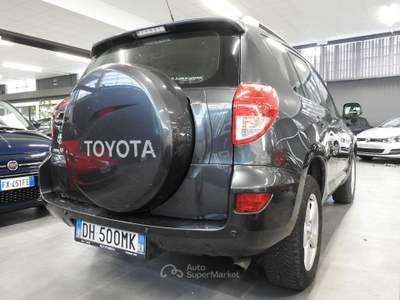 Toyota RAV4 2.2 D-4D 136CV Sol Grigio usata CORIANO