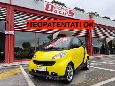 Smart ForTwo 0.8 cdi Pulse 45cv, NEOPATENTATI OK! Giallo usata Codroipo